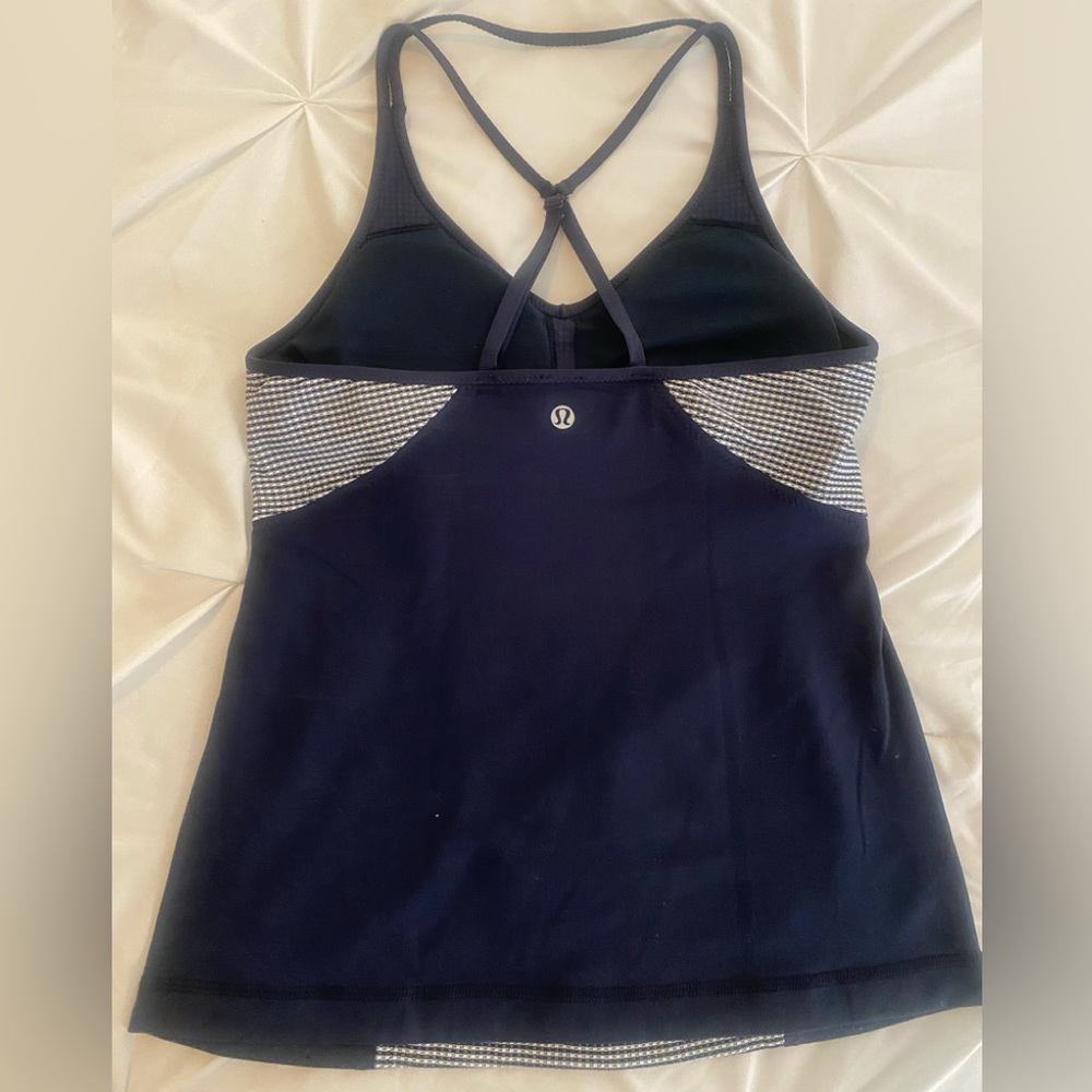 Lululemon tank